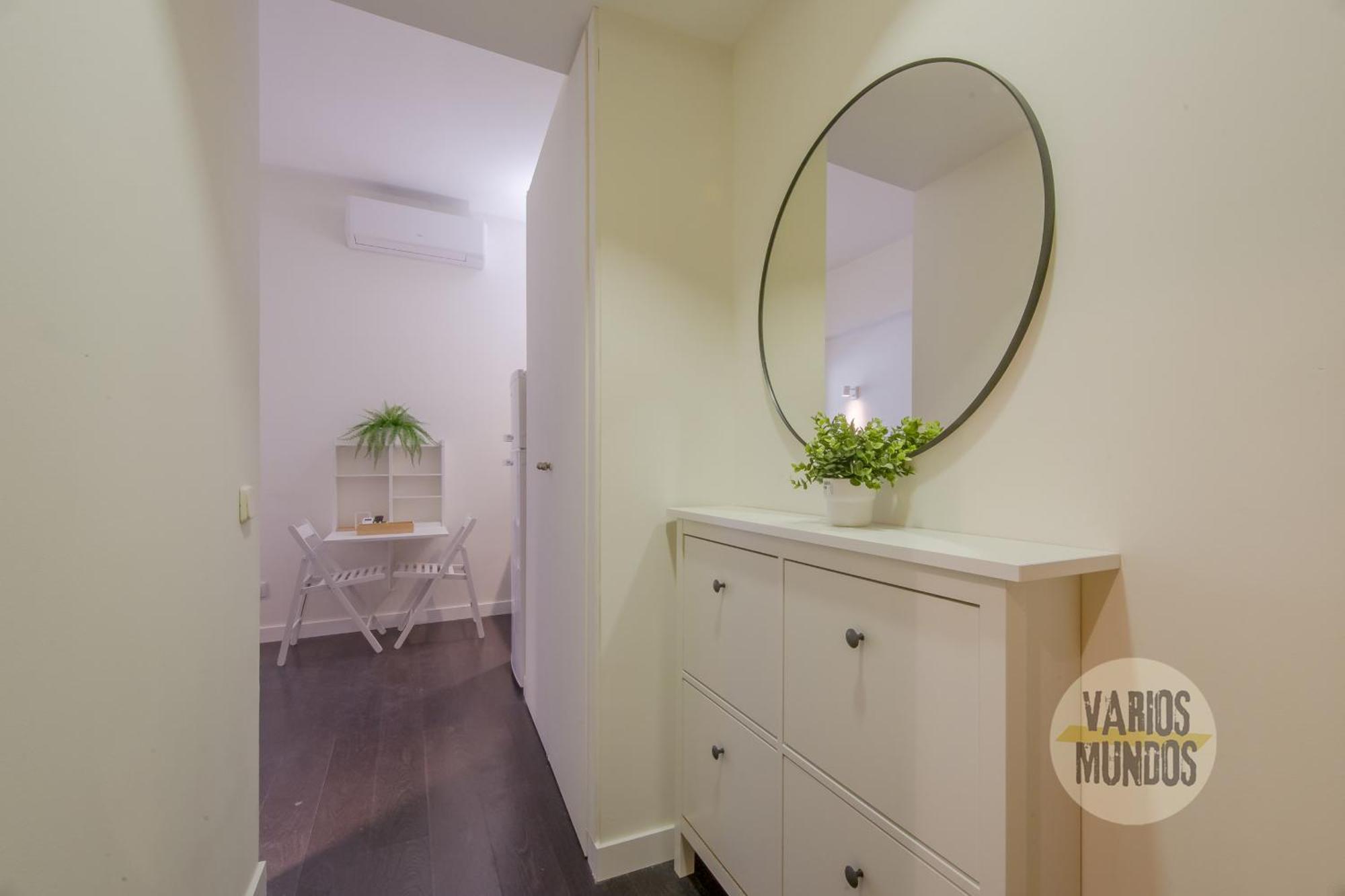 Confortable Apt Para 3 Pax A 1 Min De Gran Via Мадрид Екстериор снимка